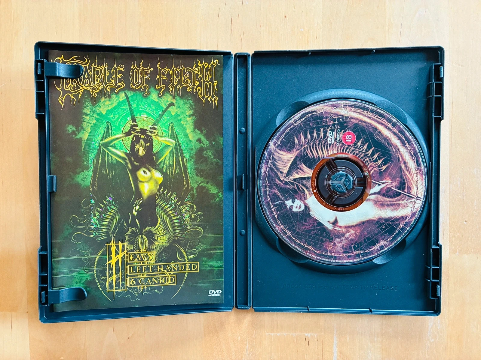 DVD musical Cradle of Filth Eavy zurdo y candido. – photo 2